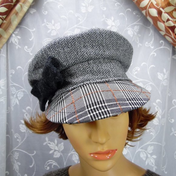 Vintage PLATANIA Italy Womens Newsboy Hat Faux Fur Black &Ivory Spotted Ink blot Vintage PLATANIA Italy Womens Newsboy Hat Faux Fur Black  main image 4